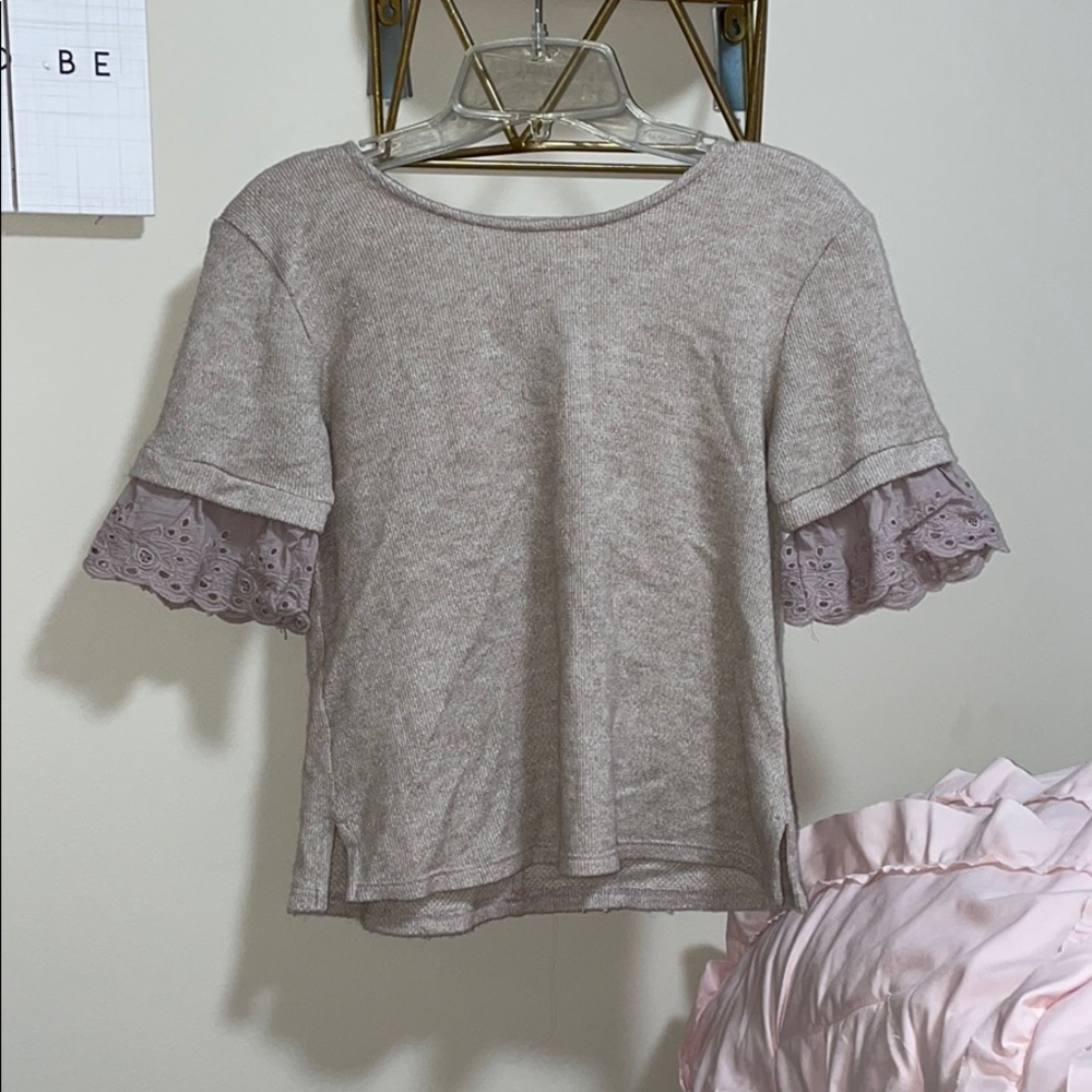 Short Sleeve Sweater Shirt with Lace Sleeves